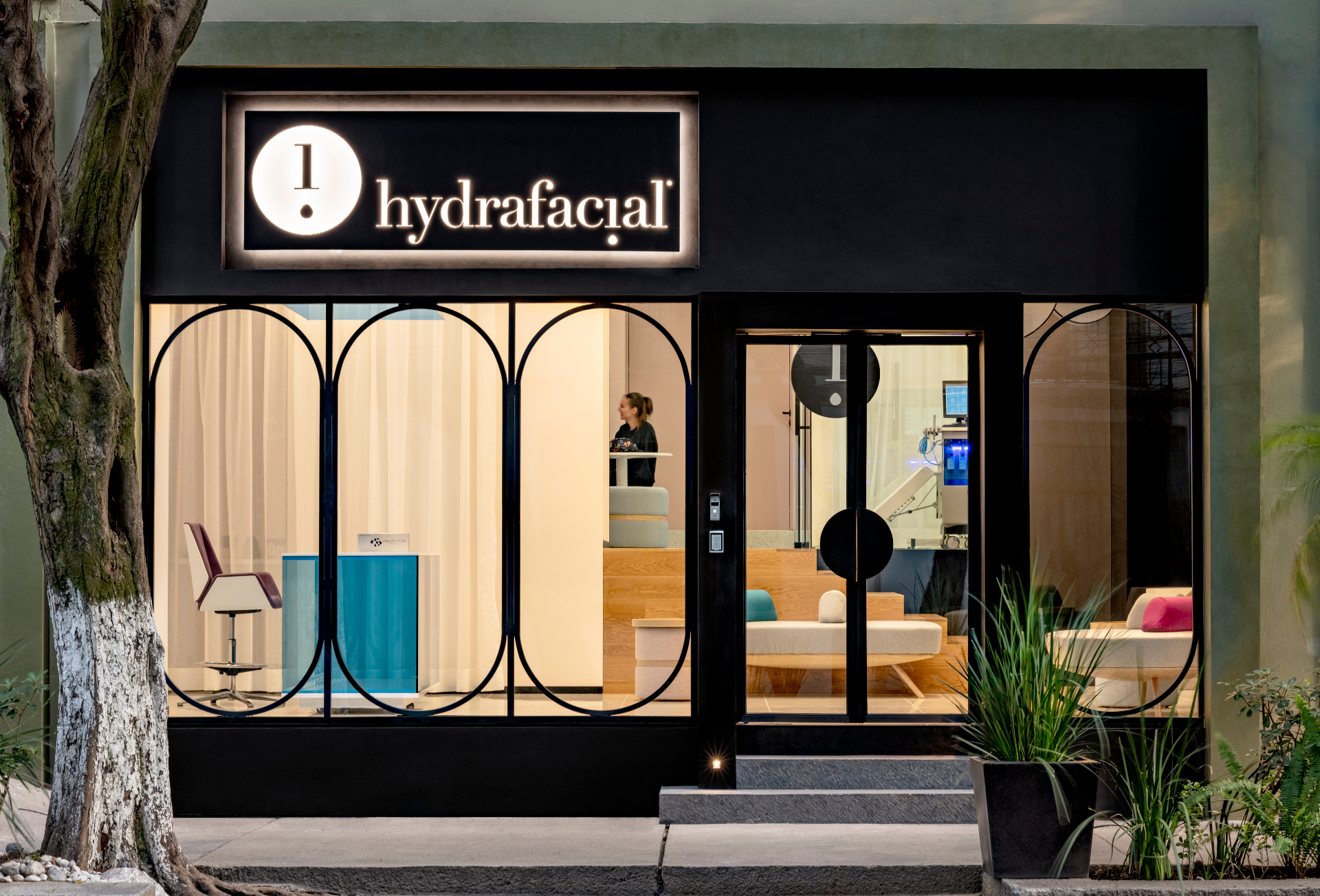 Hydrafacial Experience Center